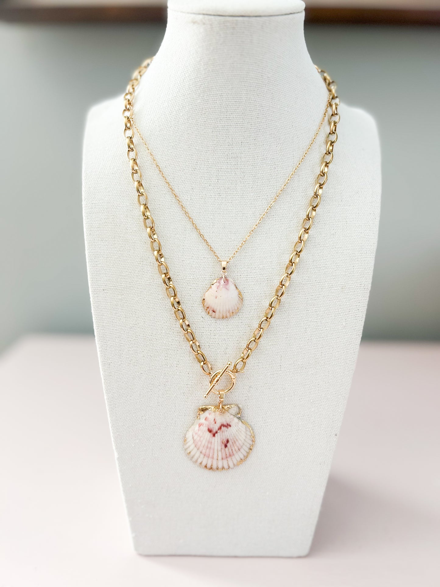 White and Pink Best Day Necklaces