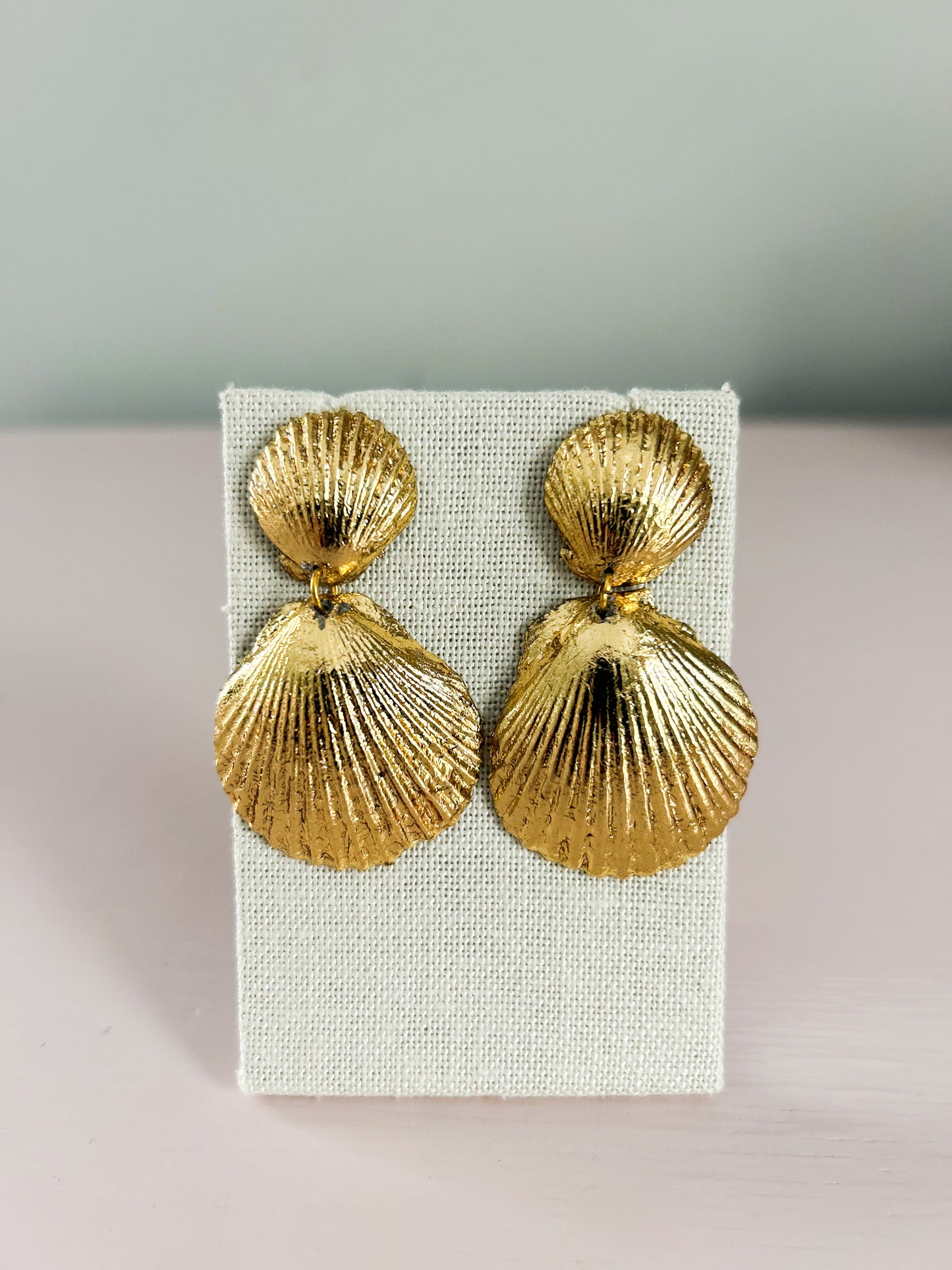 Invisible String Earrings