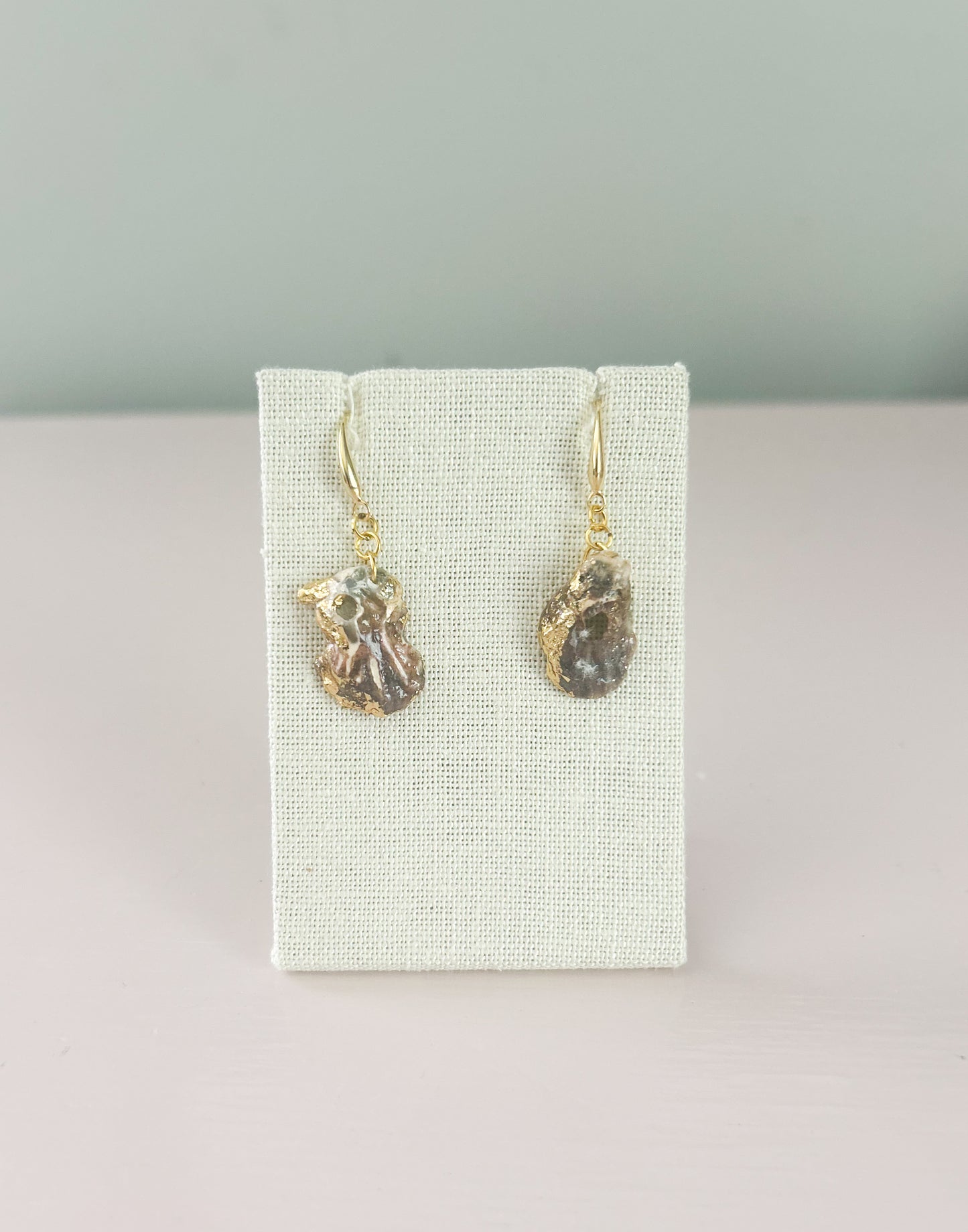 Purple Mini Oyster Shell August Earrings