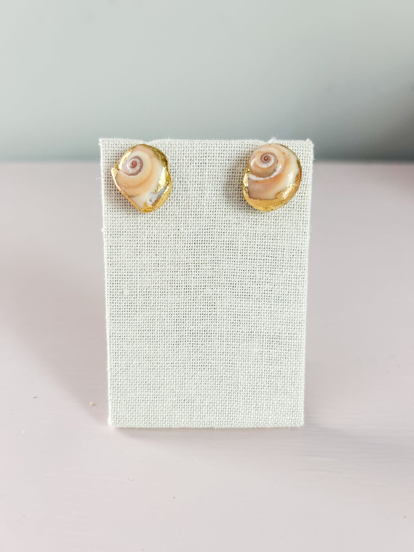 Small Conch Shell Studs