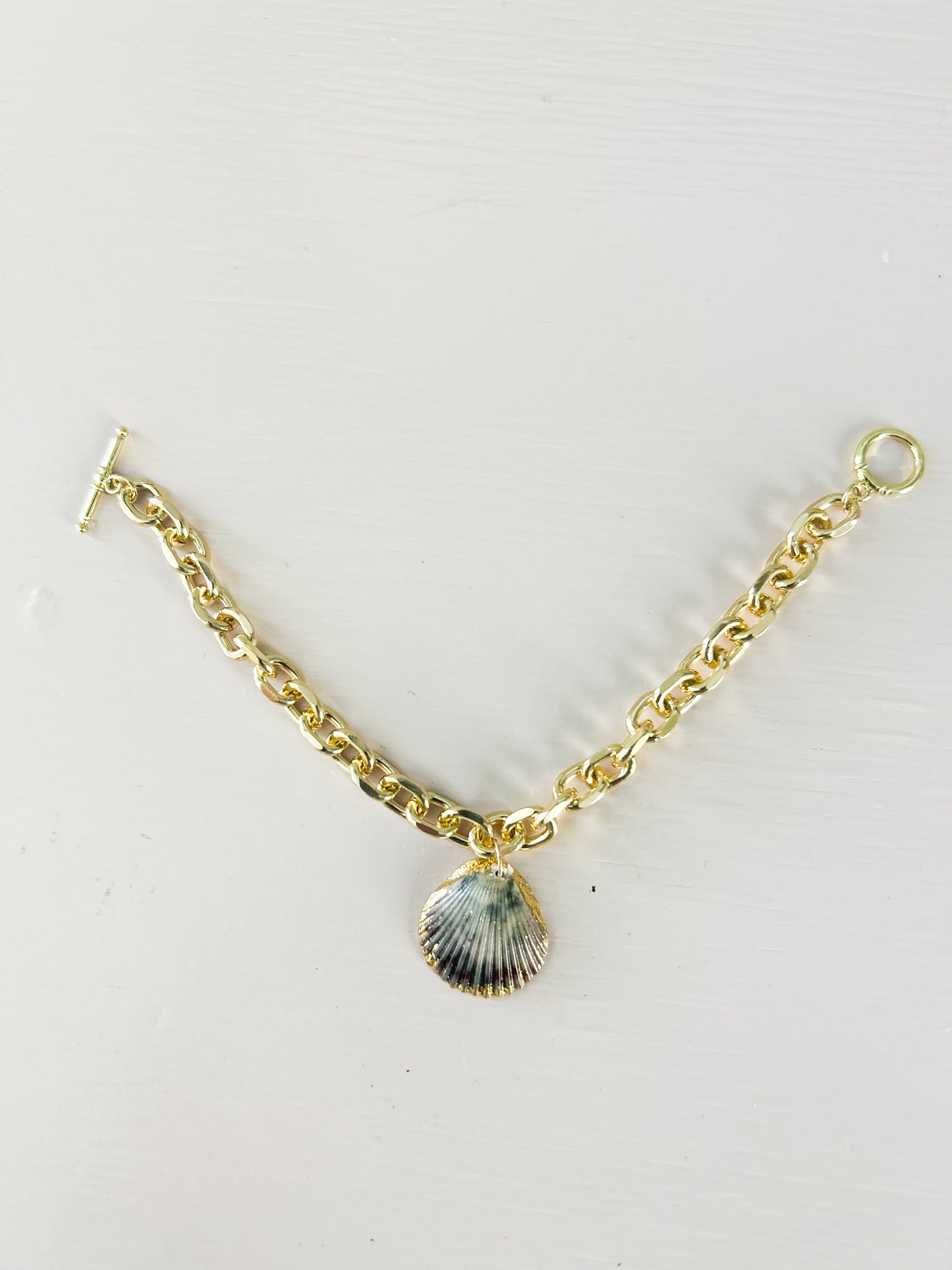 Single Shell Charm Bracelet