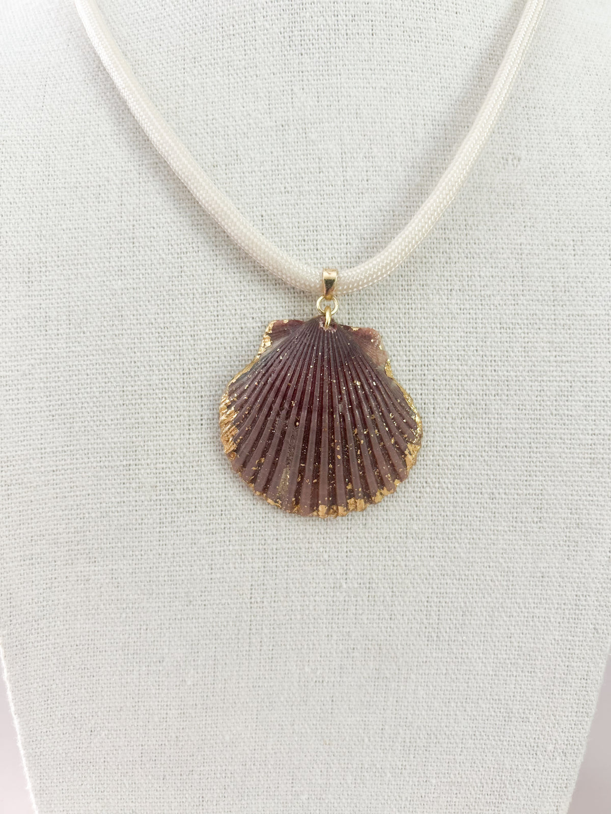 Maroon Cream Fate of Ophelia Necklace