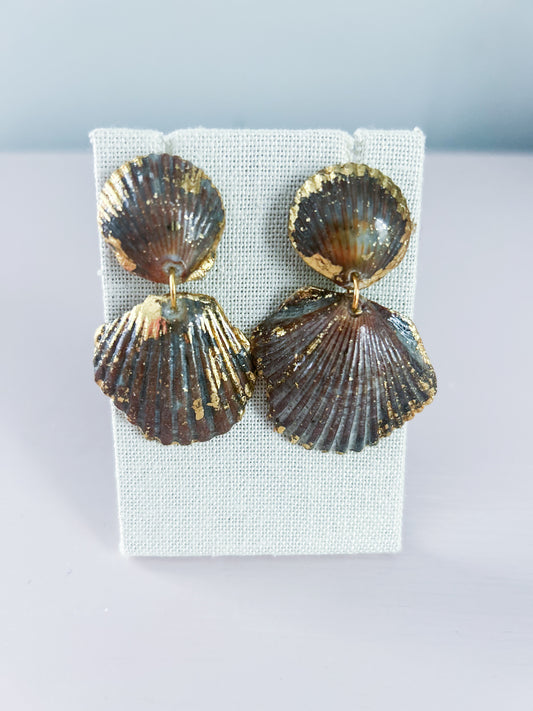 Brown Invisible String Earrings