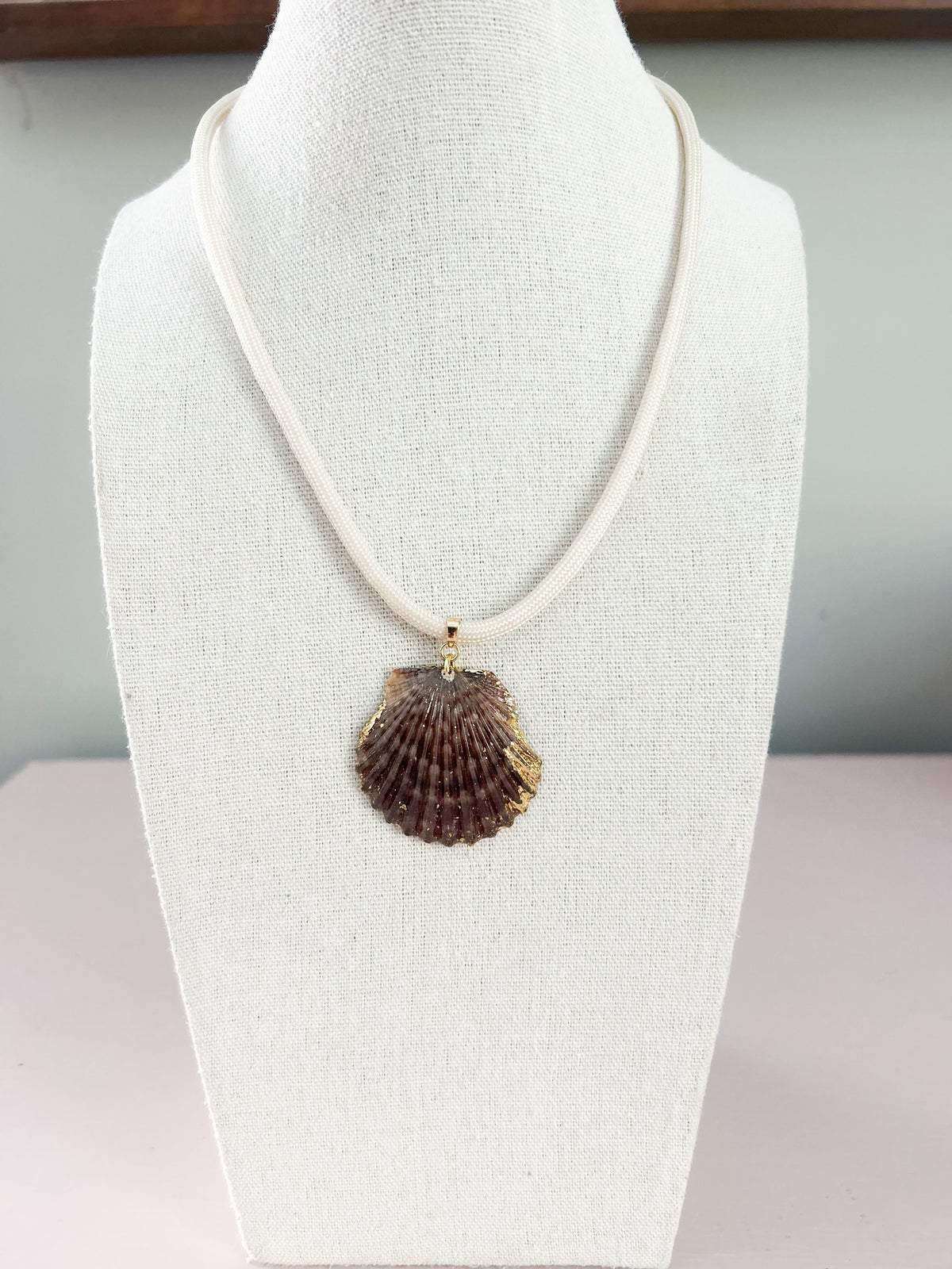 Brown Cream Fate of Ophelia Necklace