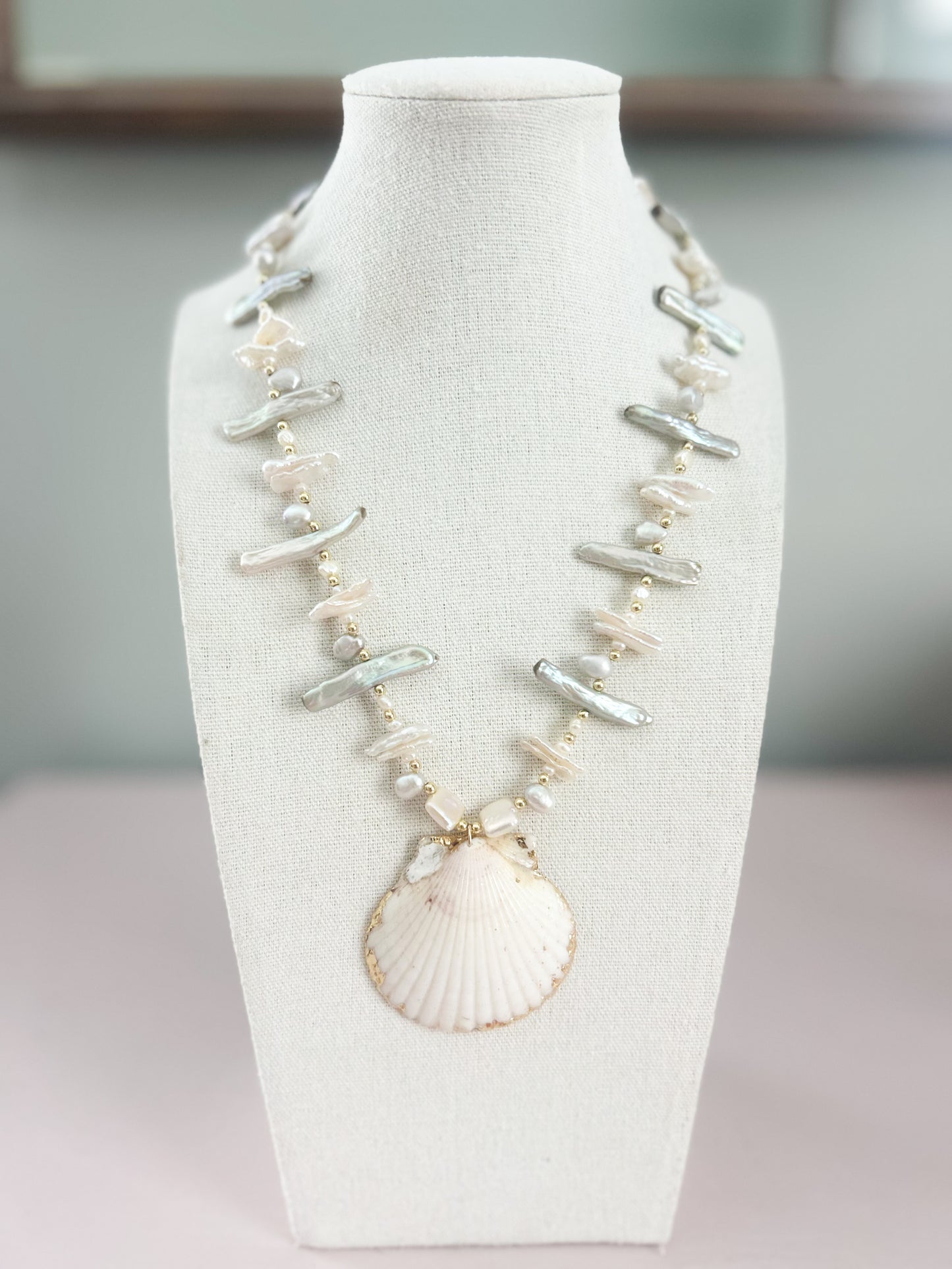Mother of Pearl Best Day Necklace