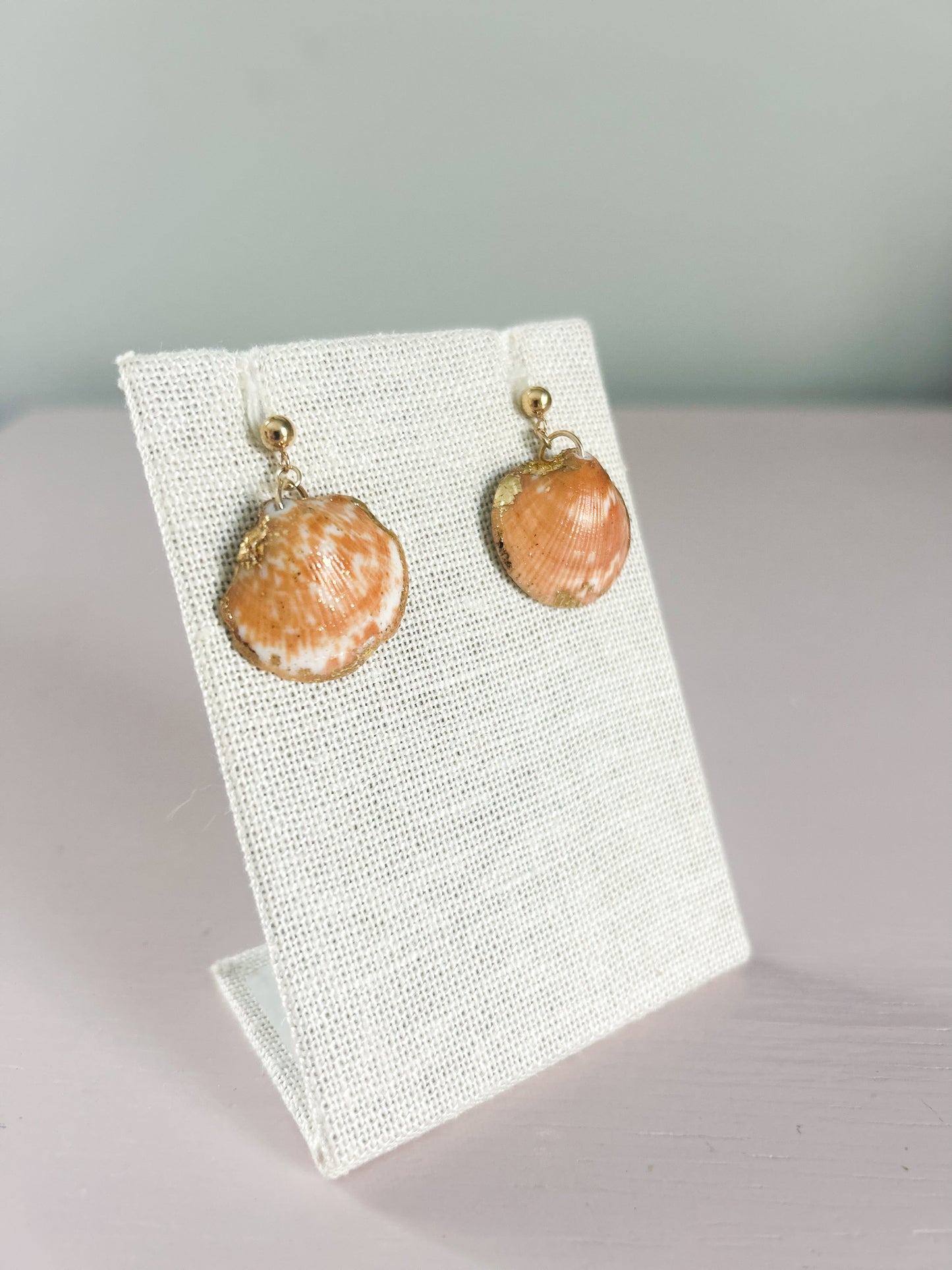 Bittersweet Clam August Dangle Studs