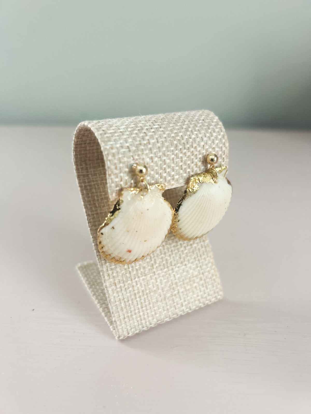White Miss Americana Ball Stud Earrings