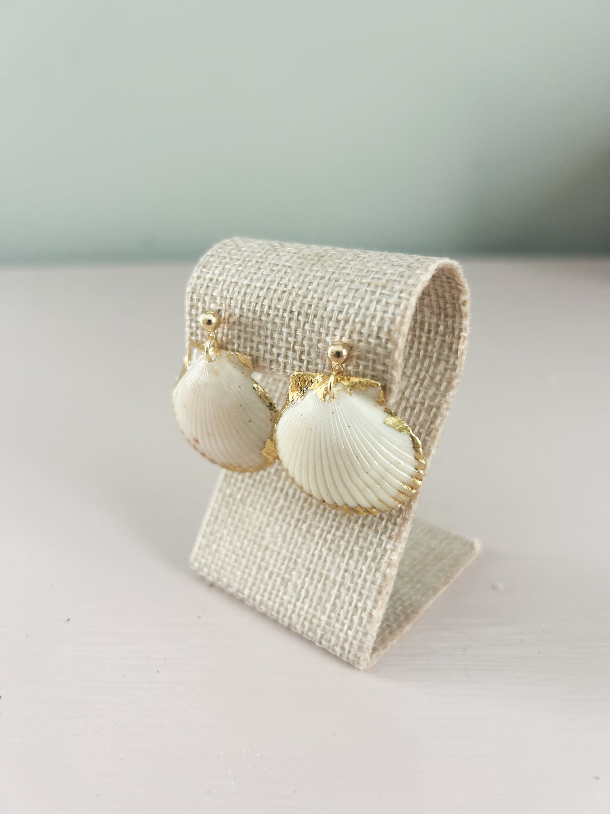 White Miss Americana Ball Stud Earrings
