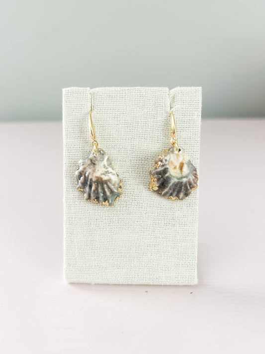 Large Purple Mini Oyster August Earrings