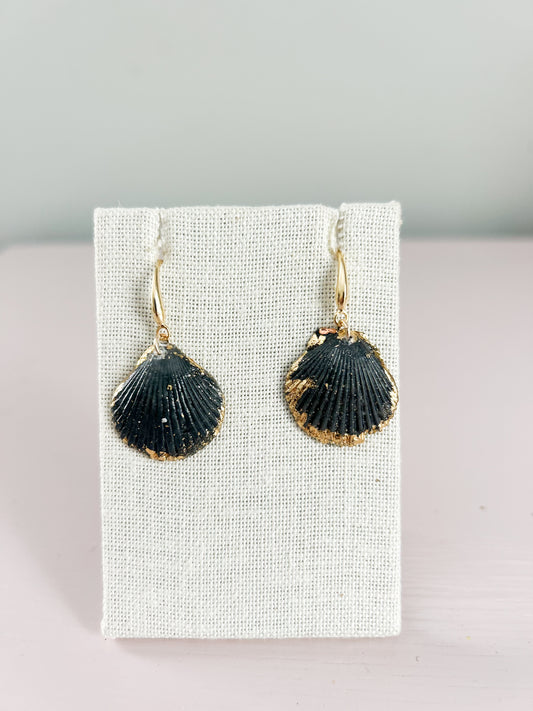 Black Miss Americana Hooks
