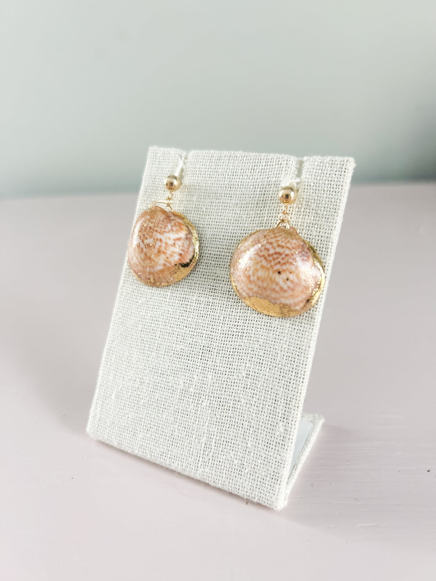 Bittersweet Clam August Dangle Studs
