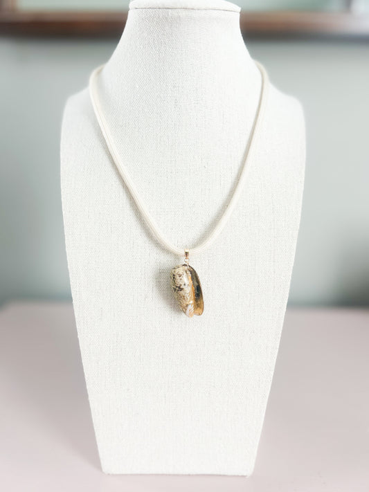 Olive Shell Fate of Ophelia Cord Necklace