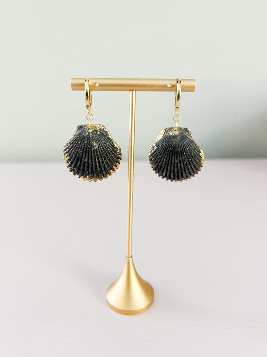 Huggie Miss Americana Black Earrings