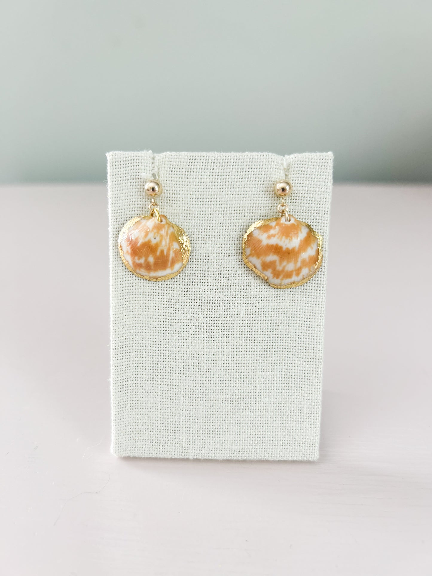 Bittersweet Clam August Dangle Studs