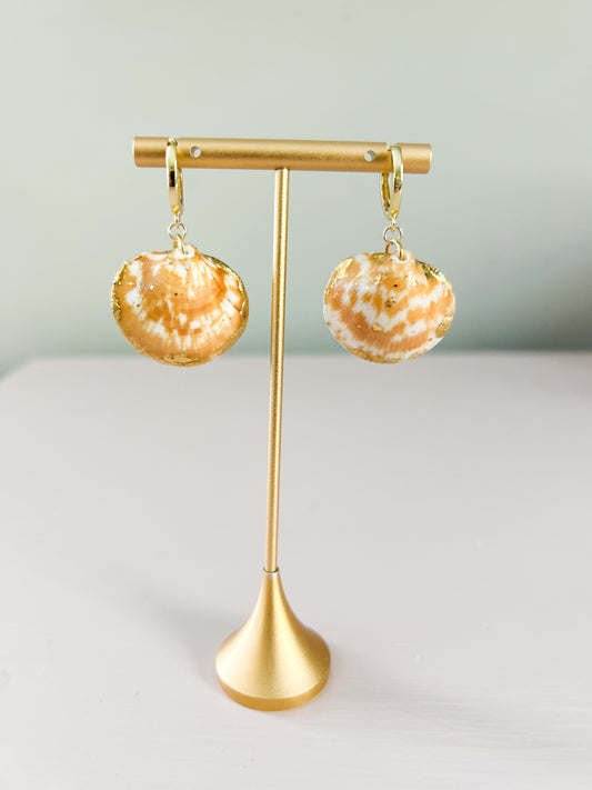 Bittersweet Clam August Huggie Hoops