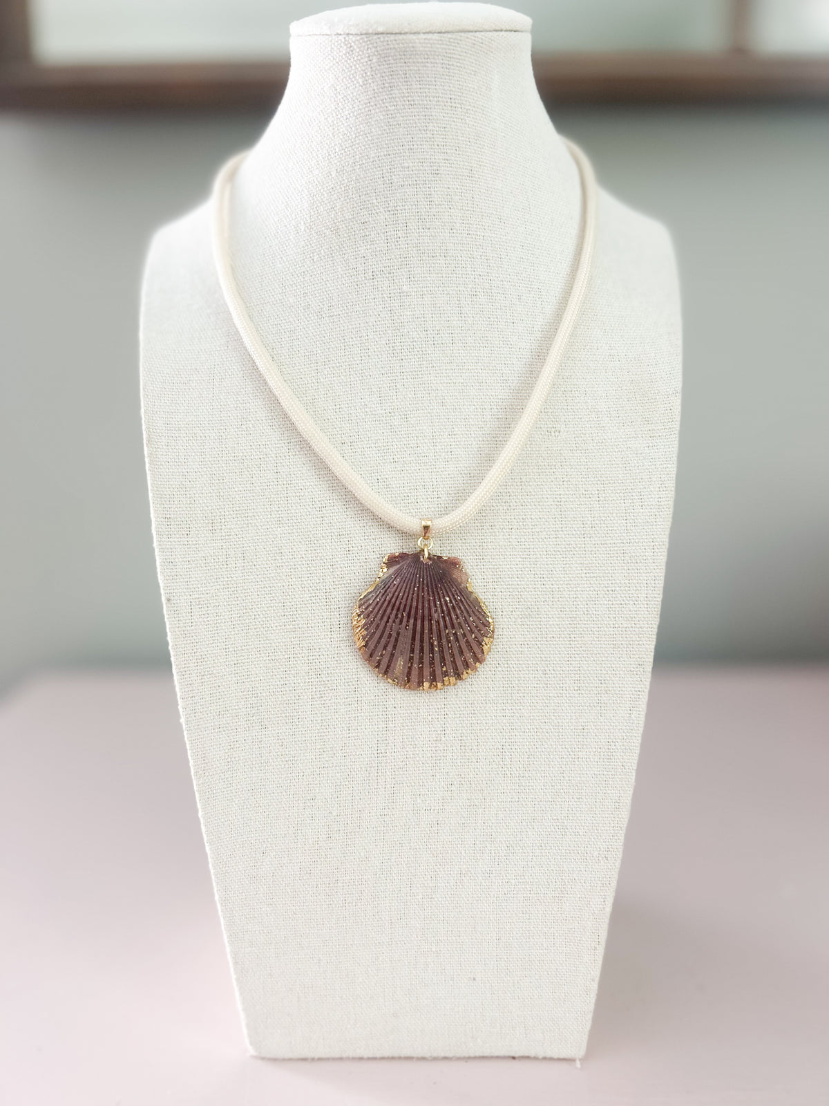 Maroon Cream Fate of Ophelia Necklace
